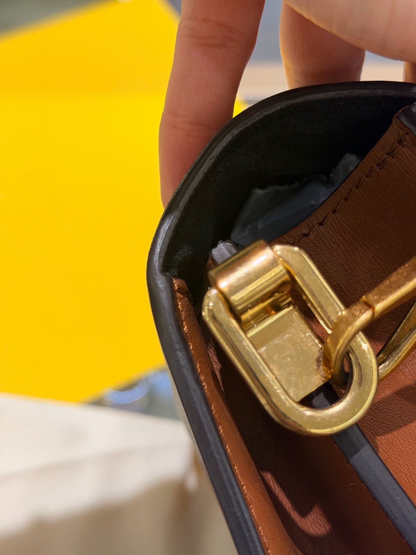Louis Vuitton - Dauphine - Leather - Brown - (small)