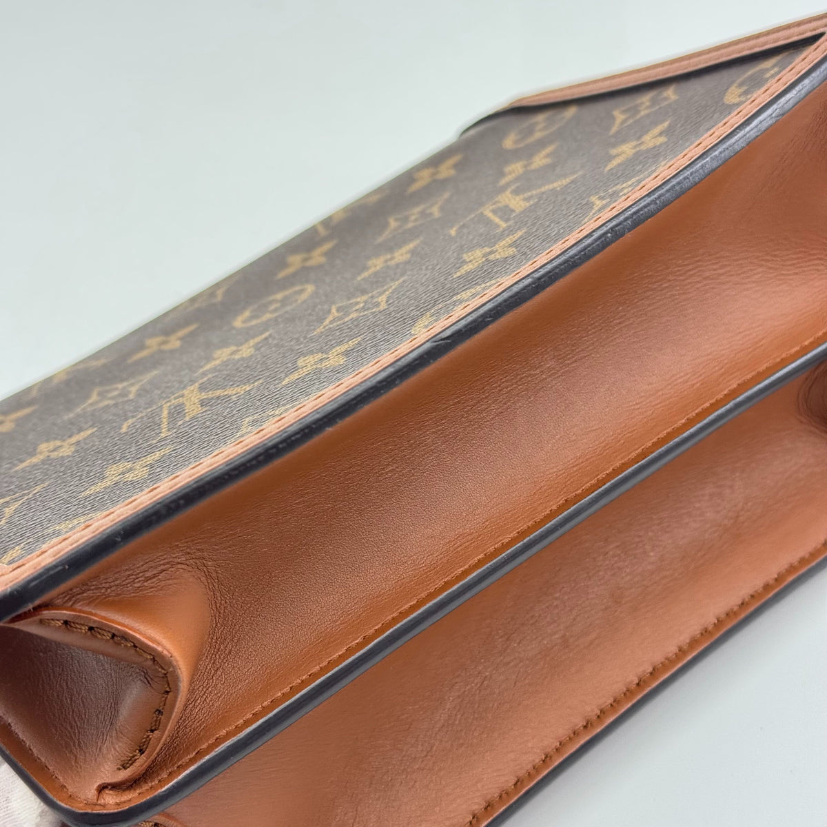 Louis Vuitton - Dauphine - Leather - Brown - (small)