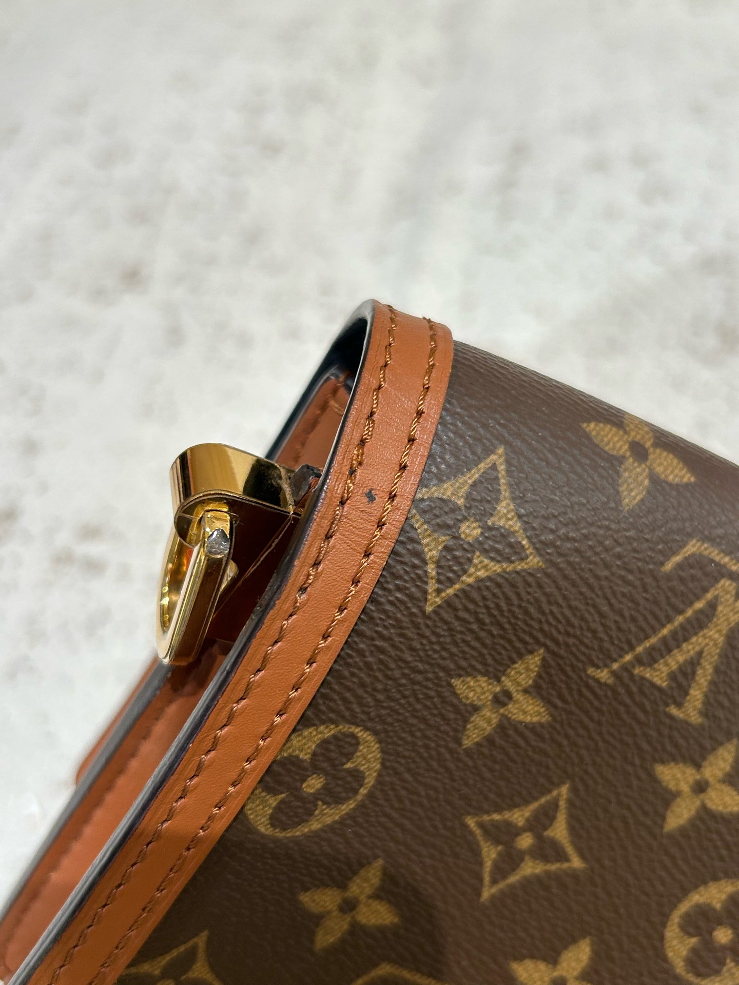 Louis Vuitton - Dauphine - Leather - Brown - (small)