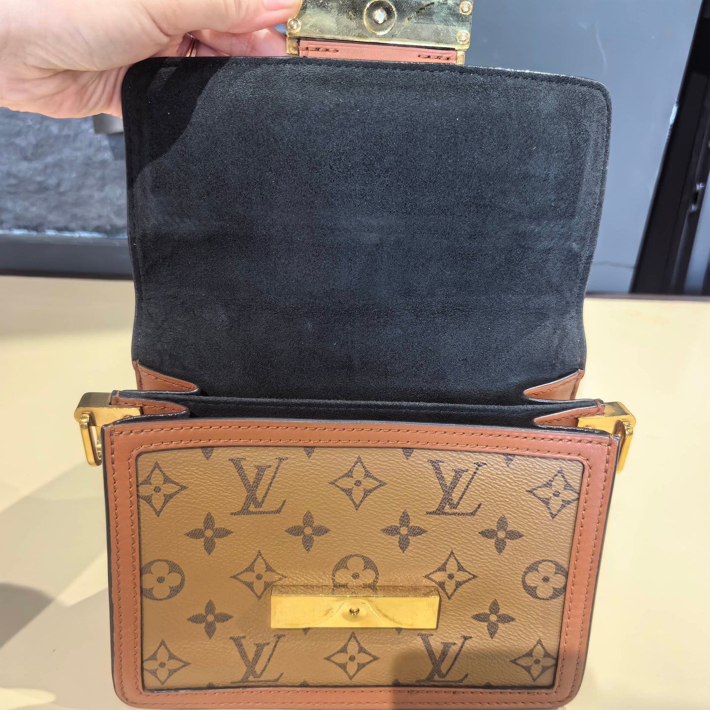 Louis Vuitton - Dauphine - Leather - Brown - (small)