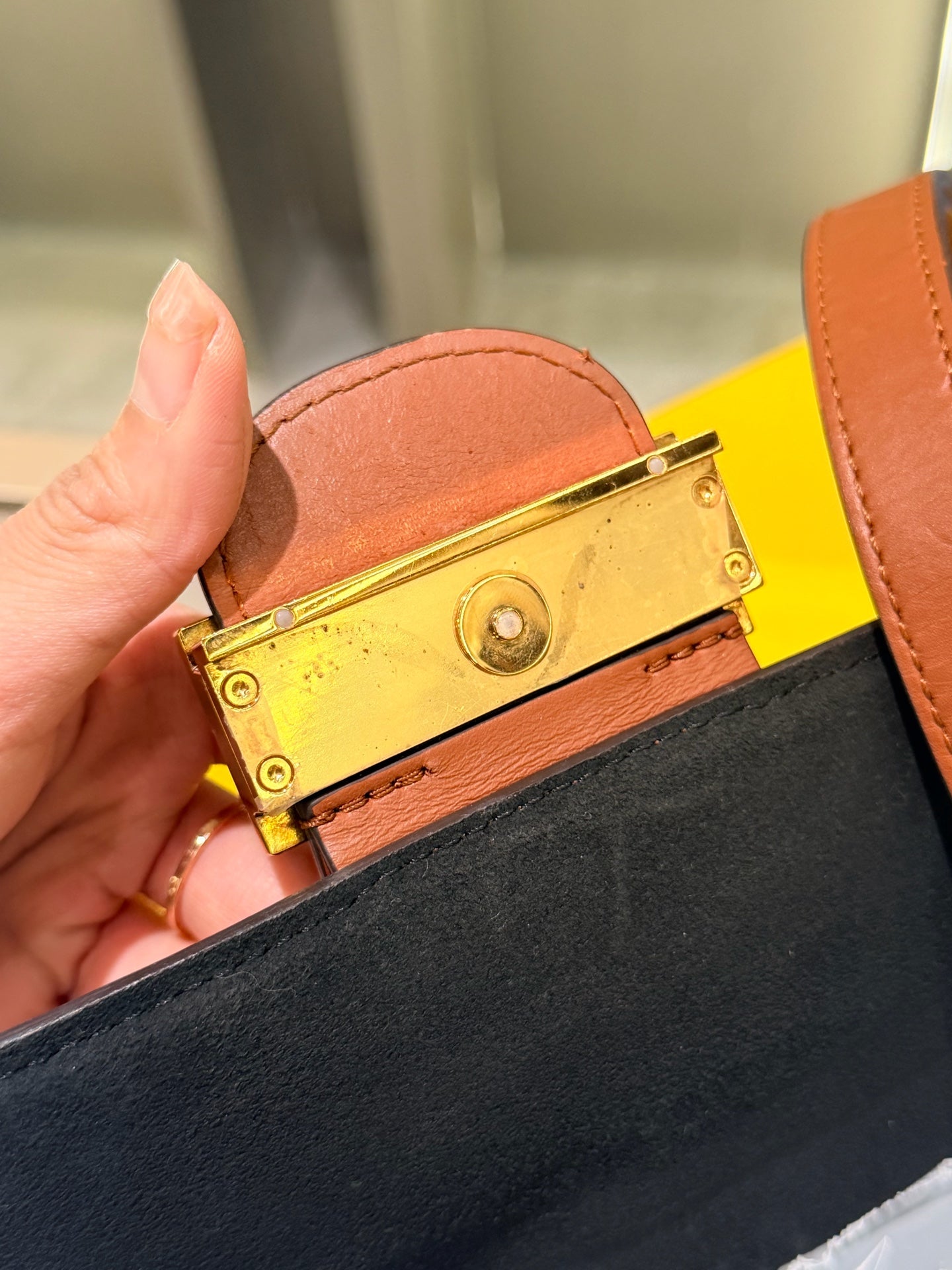 Louis Vuitton - Dauphine - Leather - Brown - (small)