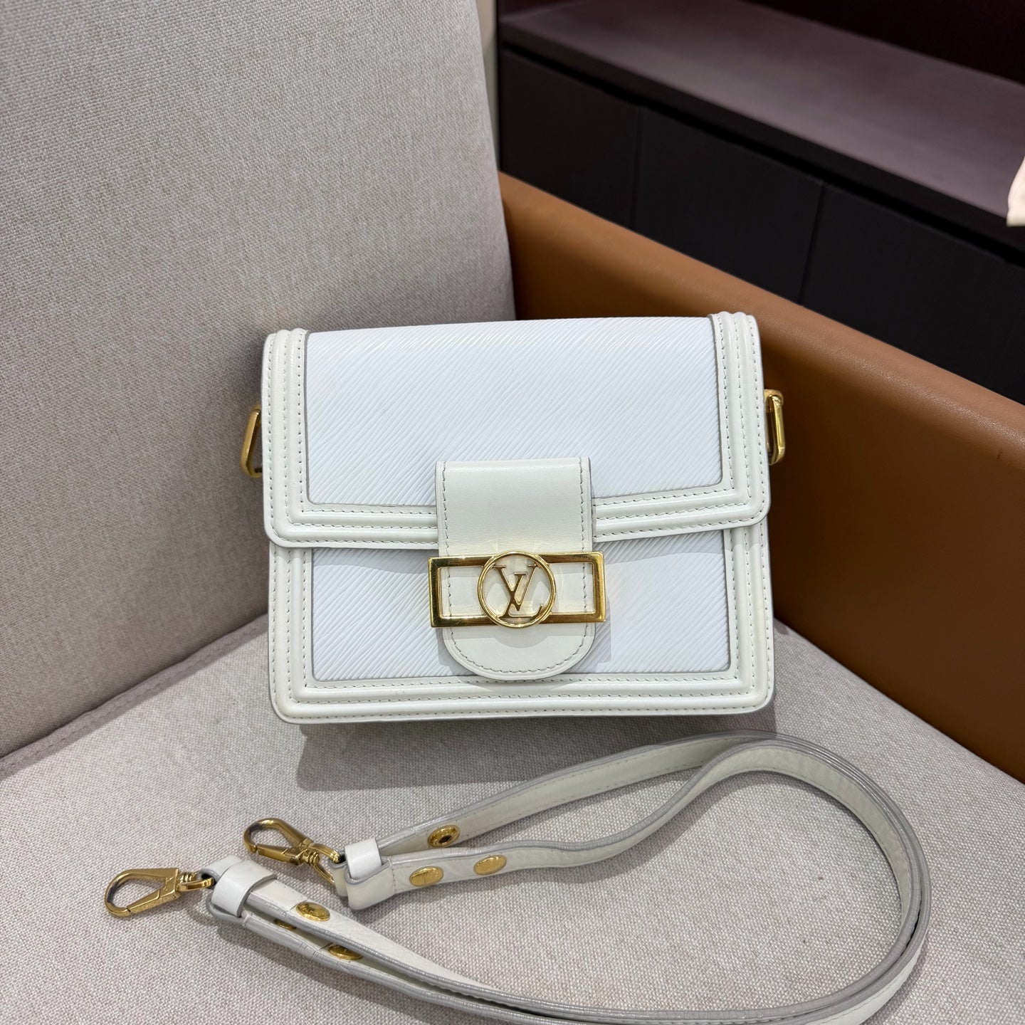 Louis Vuitton - Dauphine - Leather - White - (mini)