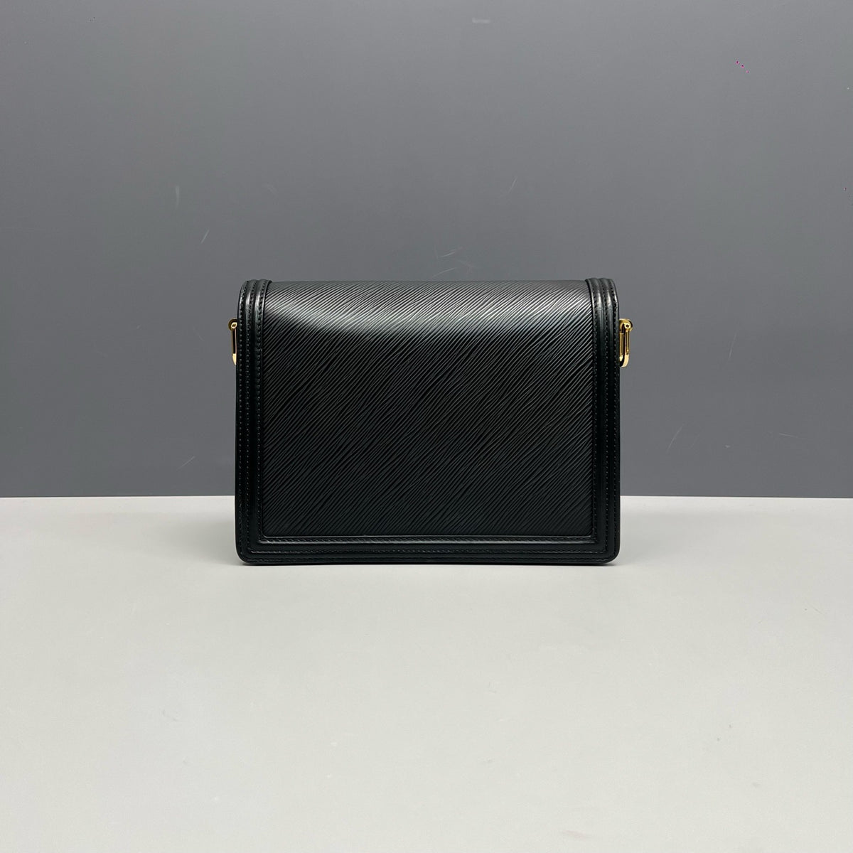 Louis Vuitton - Dauphine Medium - Leather - Black - (Medium)