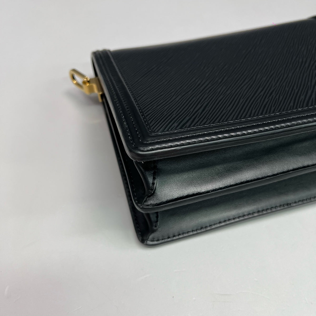 Louis Vuitton - Dauphine Medium - Leather - Black - (Medium)