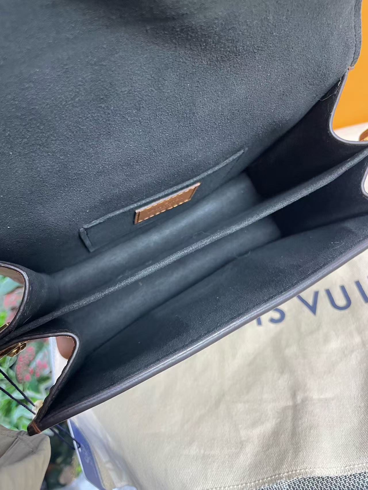 Louis Vuitton - Dauphine Mini - Monogram canvas with calfskin leather trim - Brown with Monogram and Tan Leather - (mini)