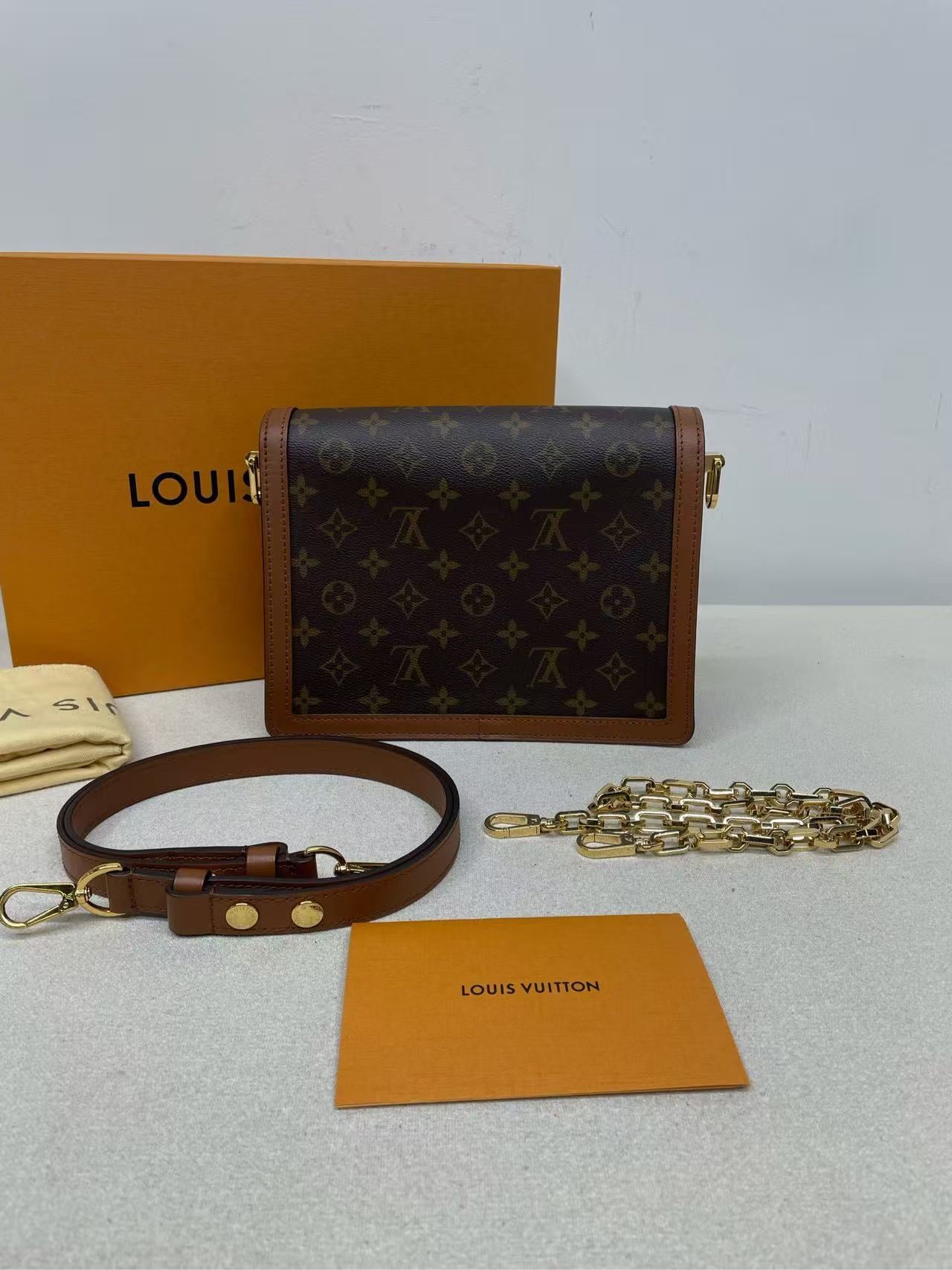 Louis Vuitton - Dauphine MM - Monogram canvas and leather - Brown - (medium)