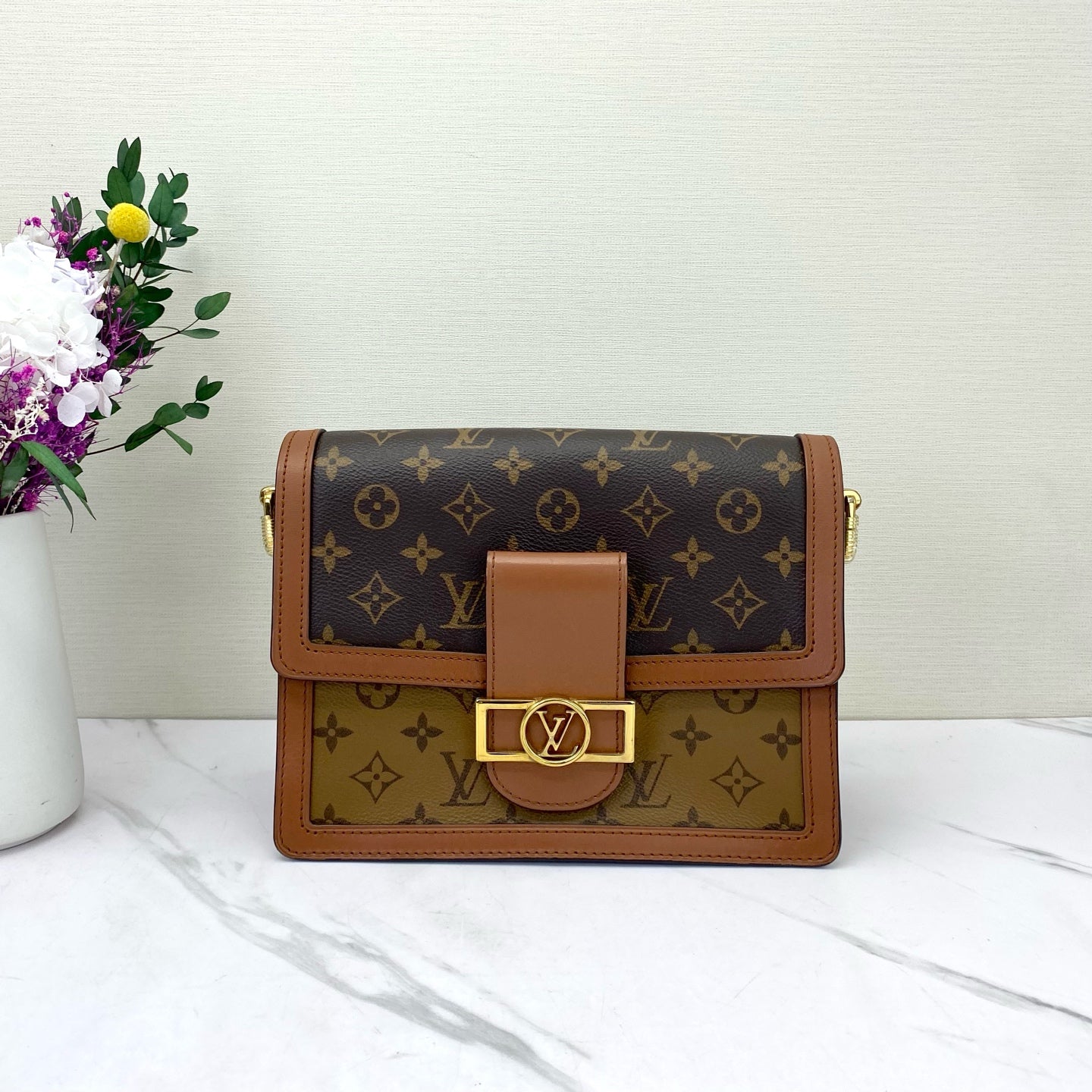 Louis Vuitton - Dauphine - Monogram coated canvas and calfskin leather trim - Brown - (medium)