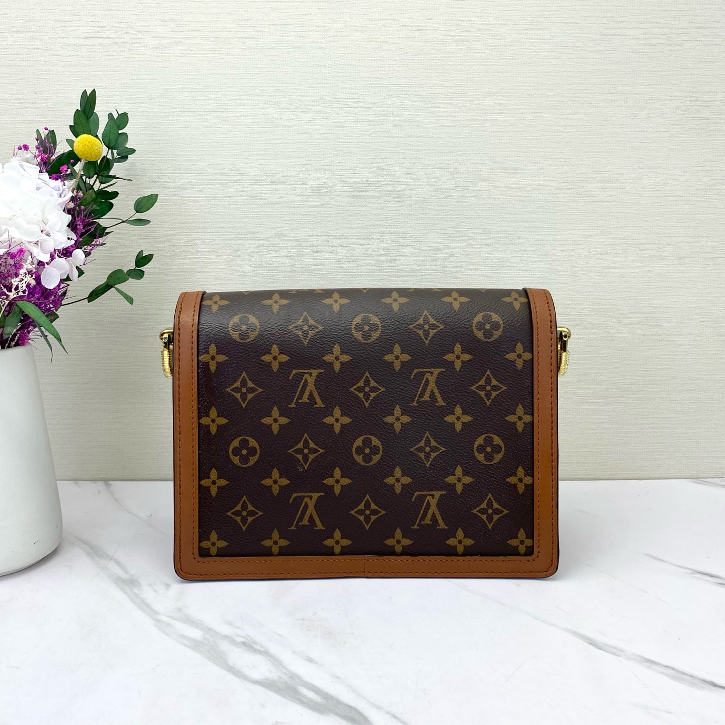 Louis Vuitton - Dauphine - Monogram coated canvas and calfskin leather trim - Brown - (medium)