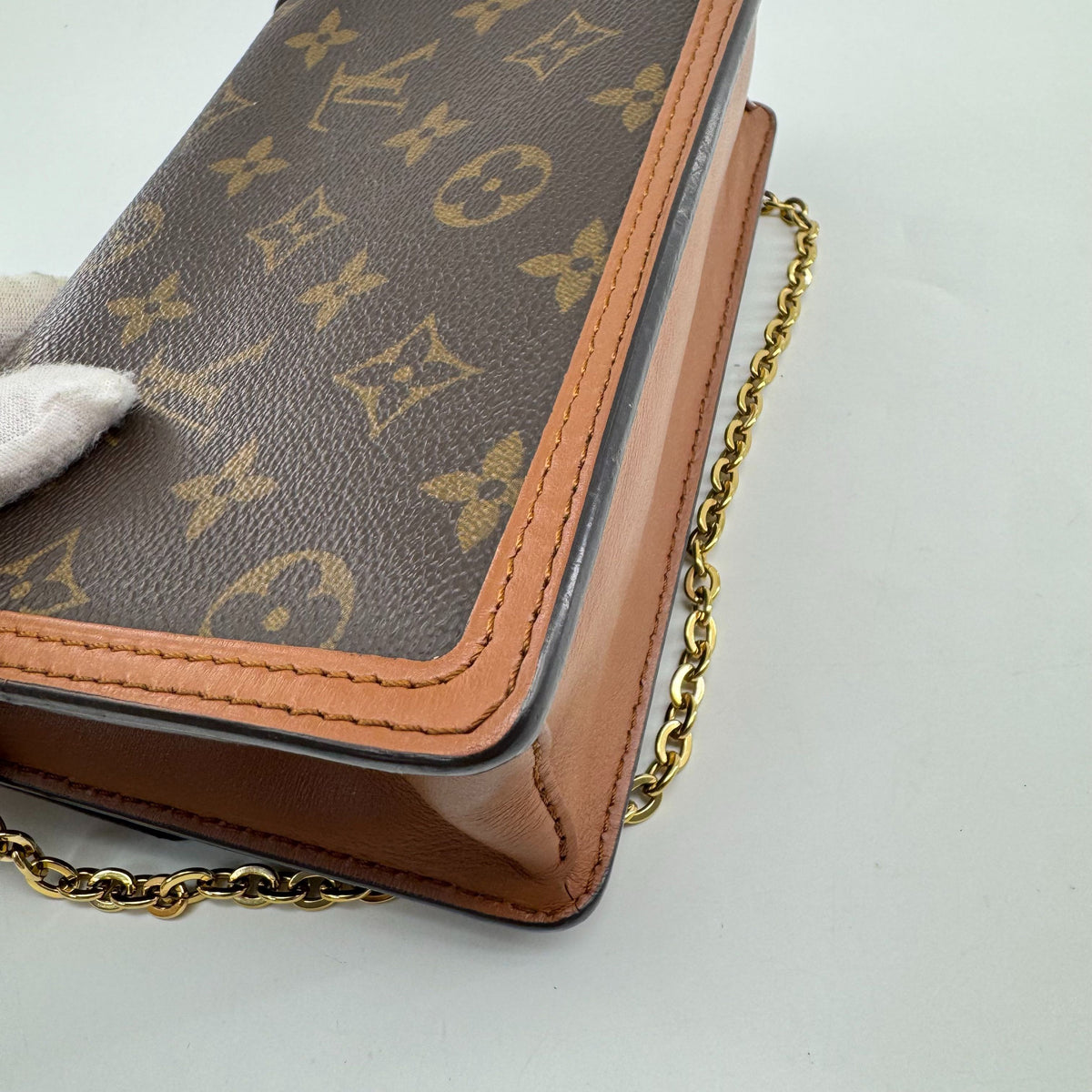 Louis Vuitton - Dauphine WOC - Leather - Brown - (mini)