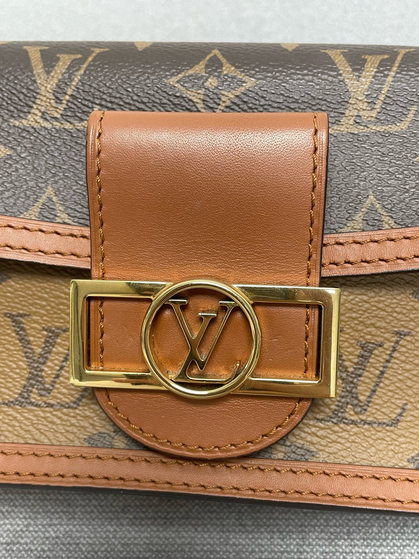 Louis Vuitton - Dauphine WOC - Synthetic - Brown - (mini)