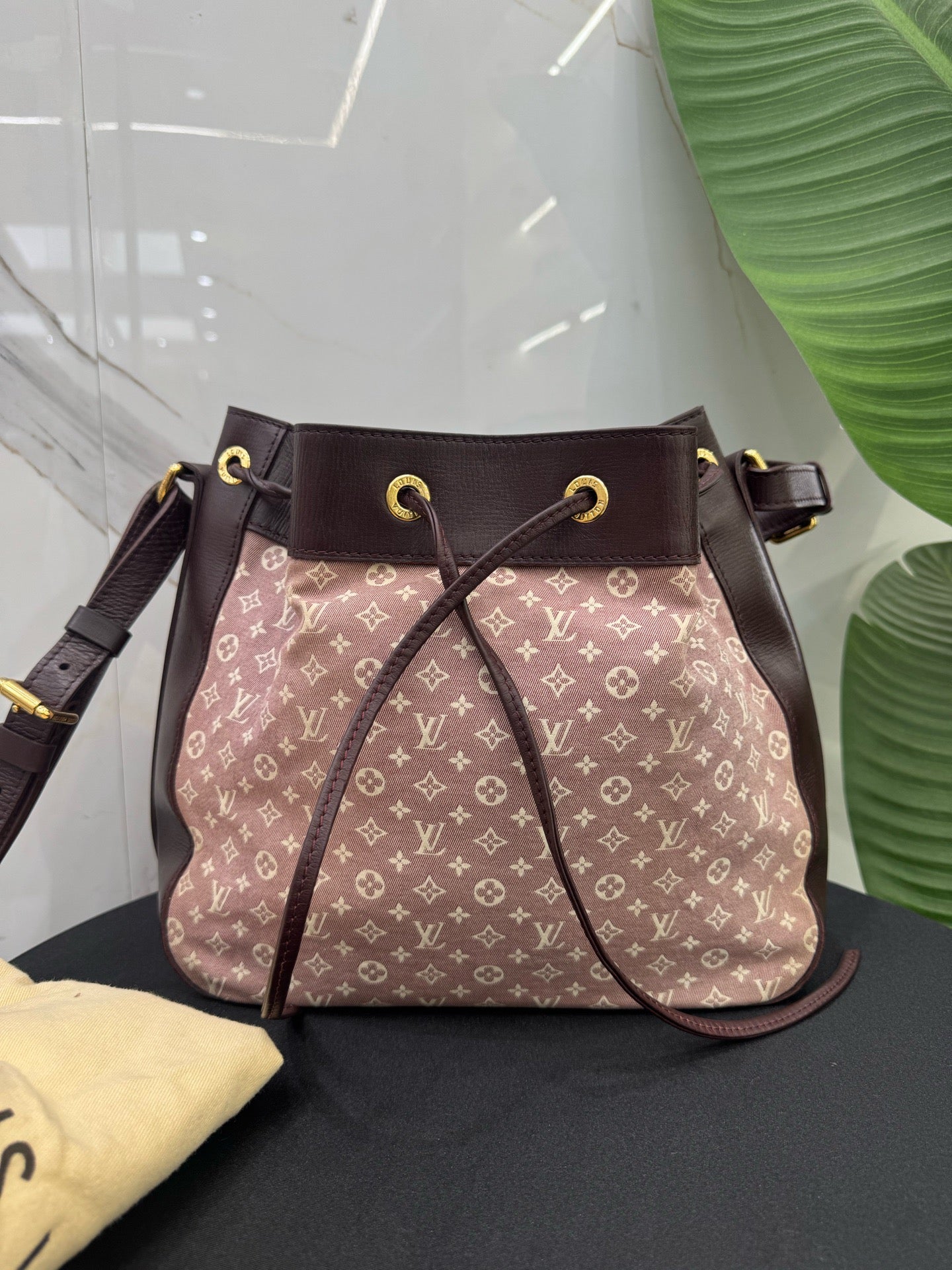 Louis Vuitton - Denim Monogram Bucket Bag - Denim - Jeans - Pink - (medium)