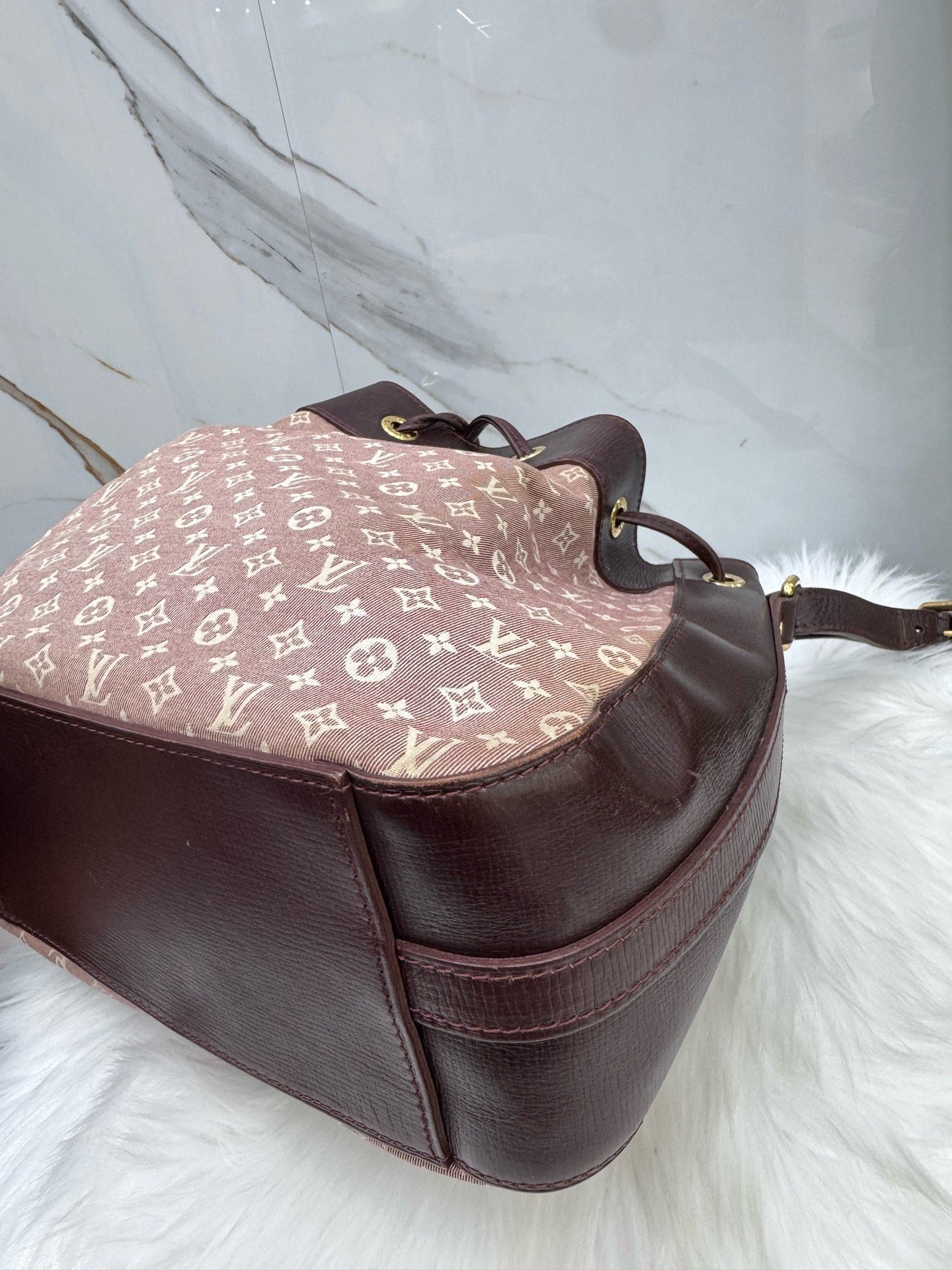 Louis Vuitton - Denim Monogram Bucket Bag - Denim - Jeans - Pink - (medium)