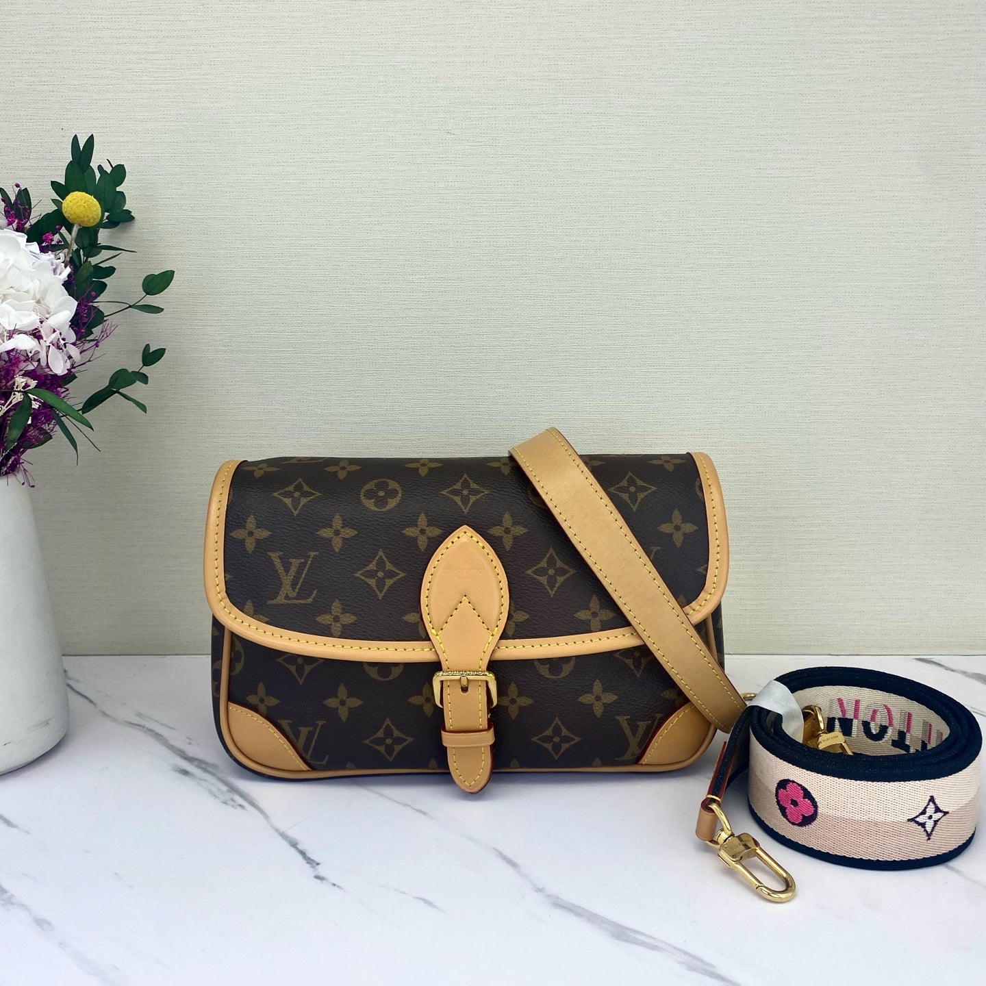 Louis Vuitton - Diane - Leather - Brown - (mini)