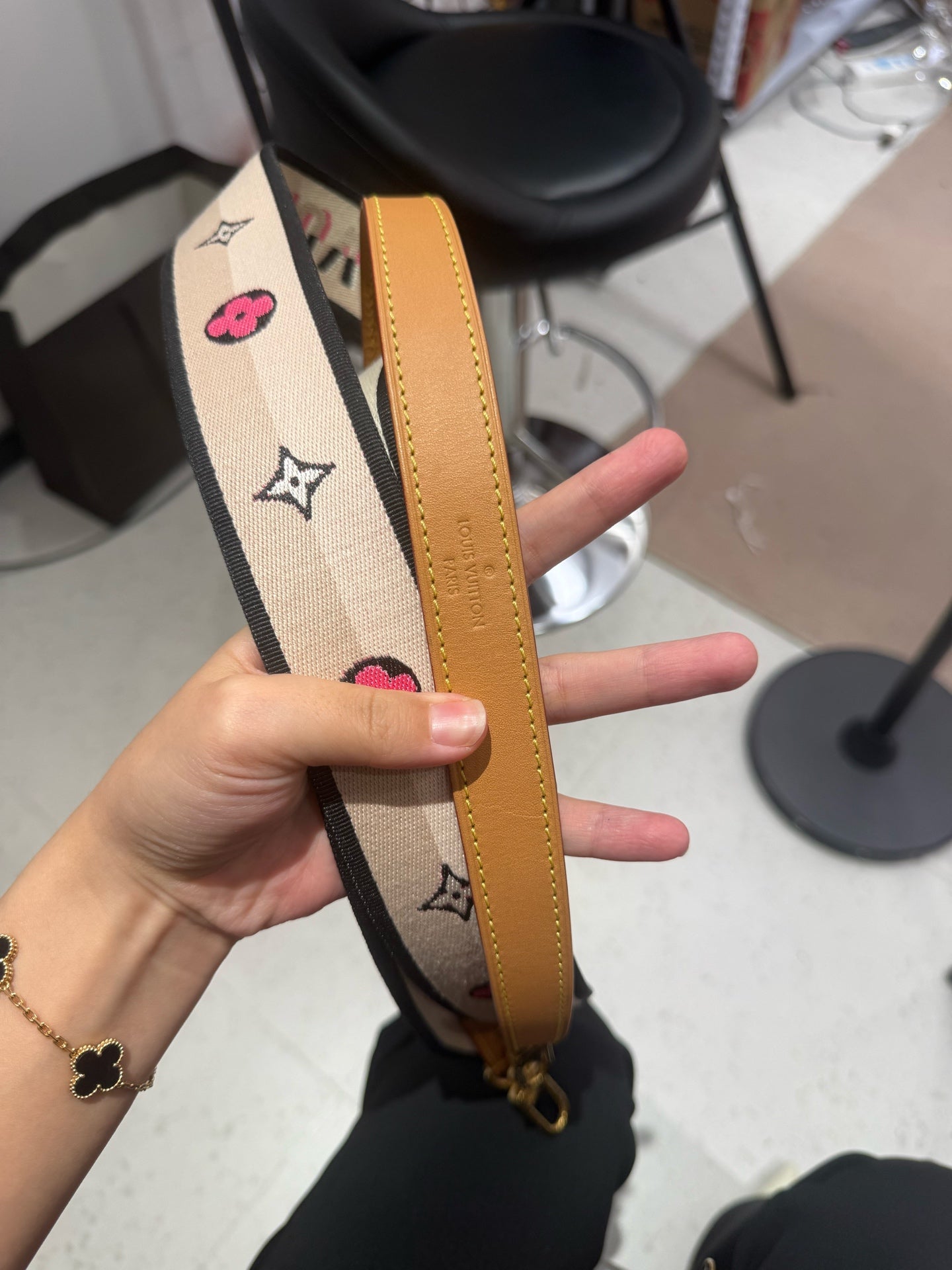 Louis Vuitton - Diane - Leather - Brown - (small)
