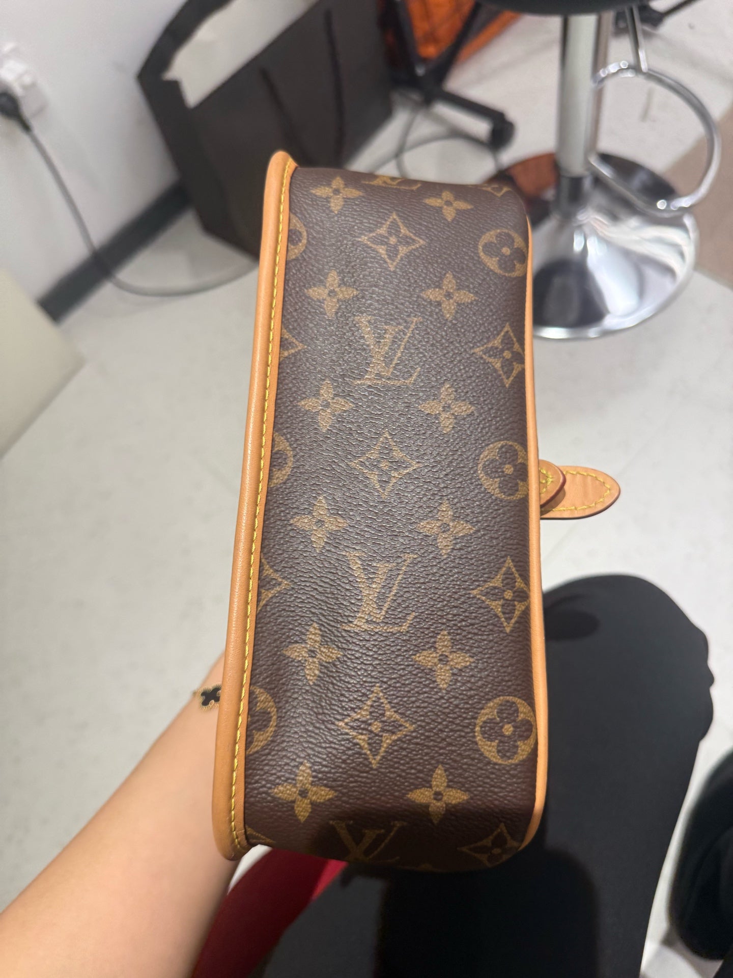 Louis Vuitton - Diane - Leather - Brown - (small)
