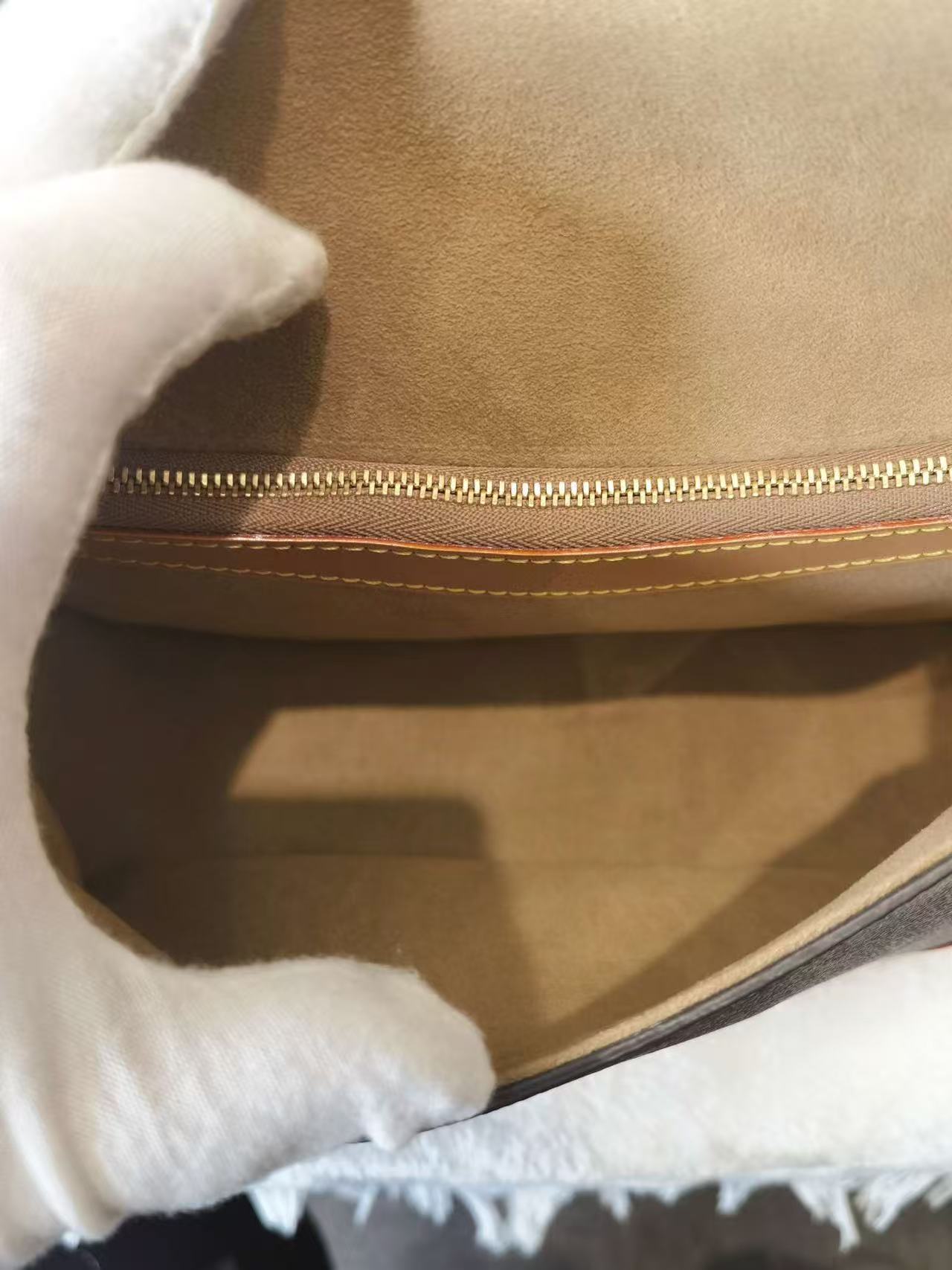 Louis Vuitton - Diane - Monogram coated canvas, natural Vachetta leather, and Spanish sheep wool - Brown and Beige - (small)