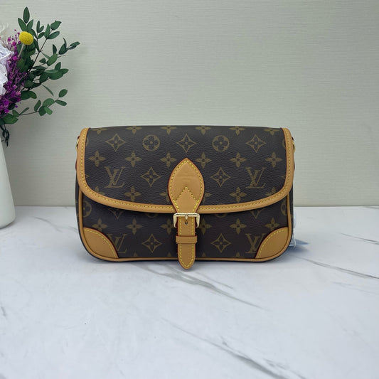 Louis Vuitton - Diane - Synthetic - Brown - (small)