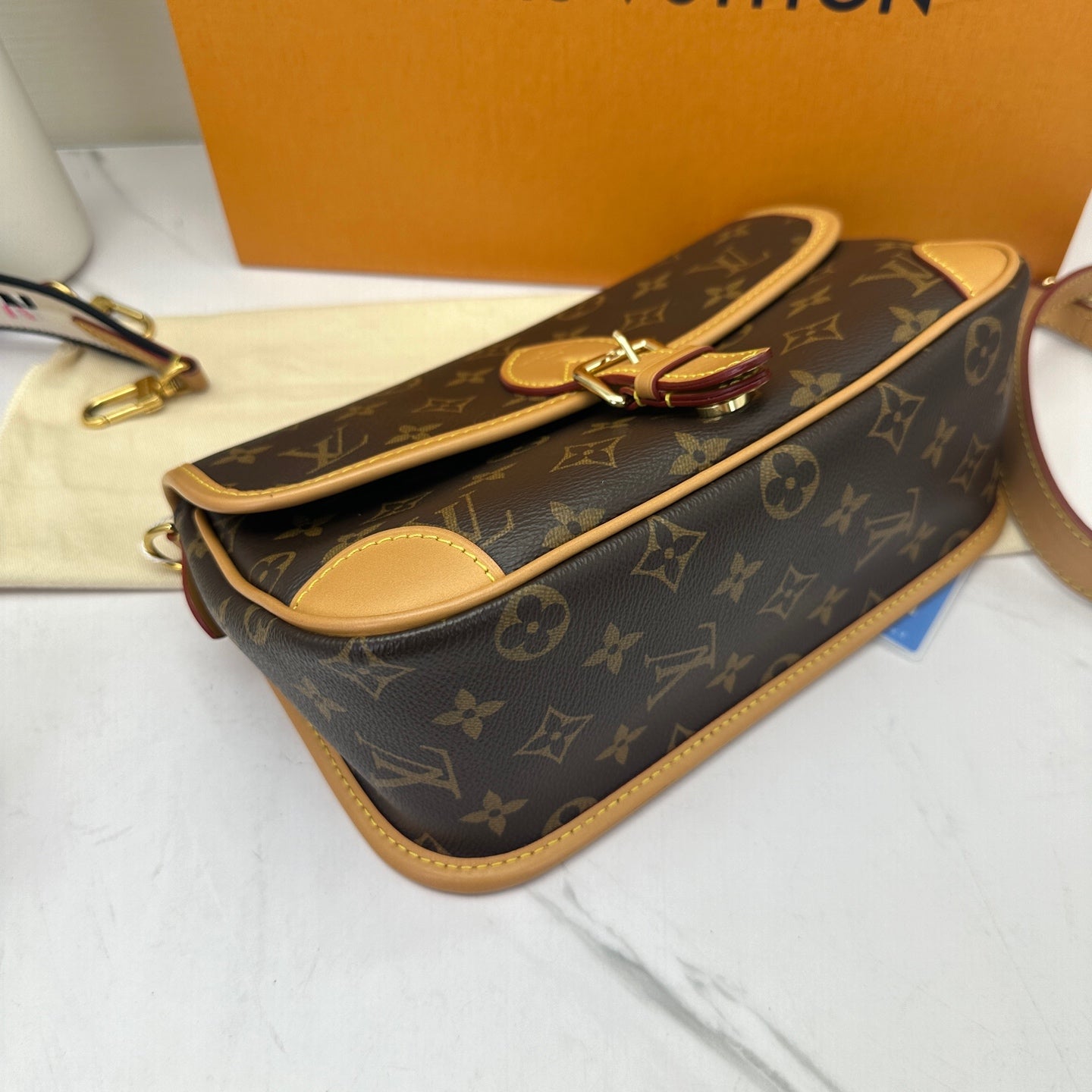 Louis Vuitton - Diane - Synthetic - Brown - (small)