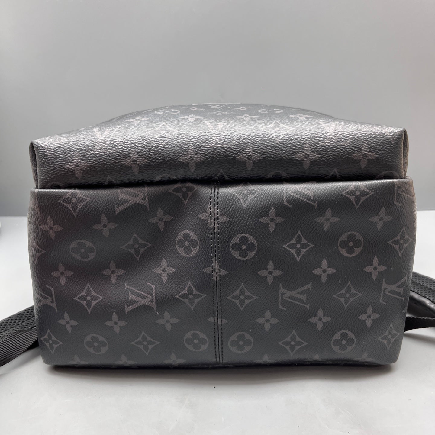 Louis Vuitton - Discovery Apollo - Leather - Black - (medium)