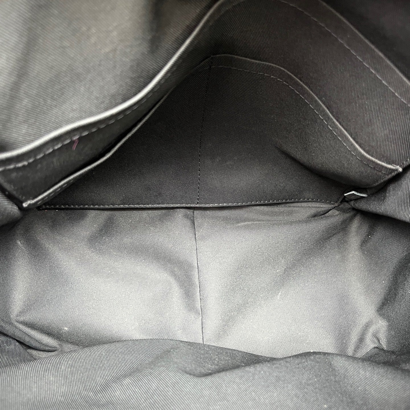 Louis Vuitton - Discovery Apollo - Leather - Black - (medium)