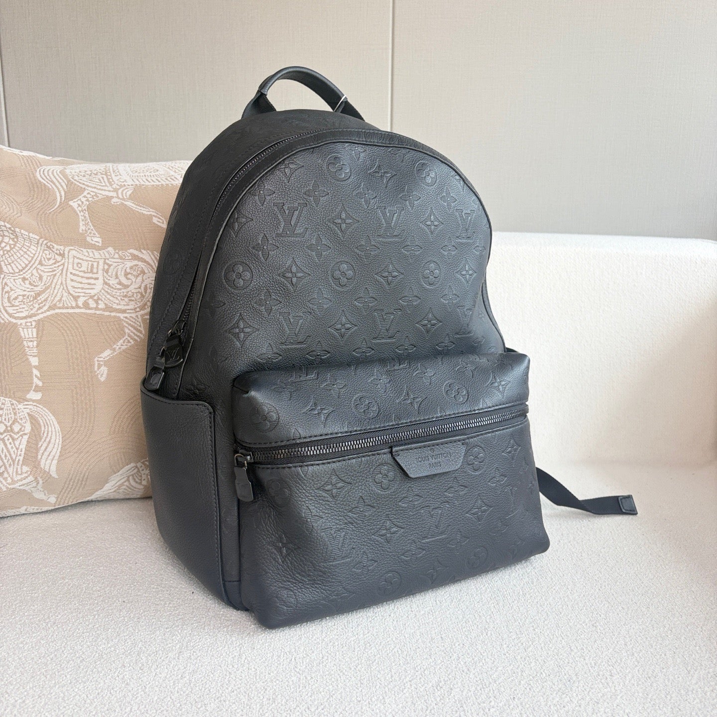 Louis Vuitton - Discovery Apollo - Leather - Black - (Small)