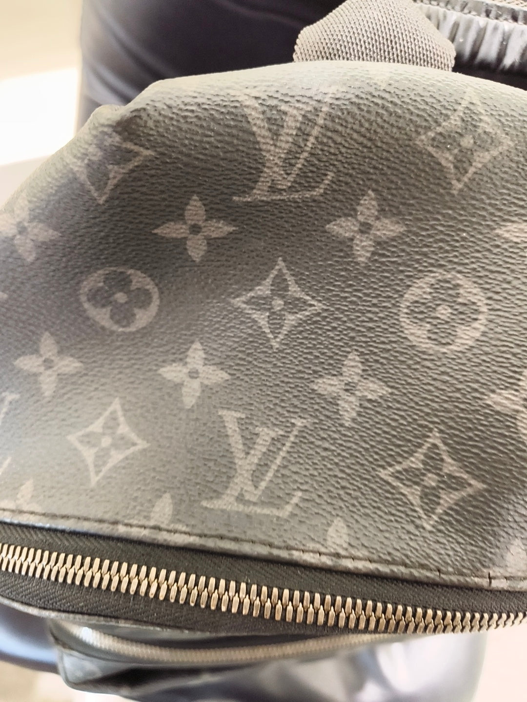 Louis Vuitton - Discovery - Cloth - Black - (medium)