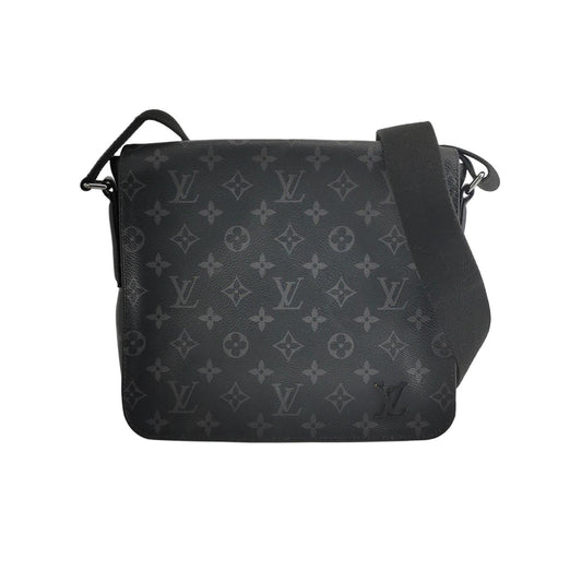 Louis Vuitton - District - Leather - Black