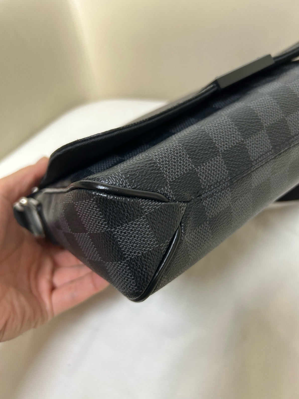 Louis Vuitton - District - Cloth - Grey