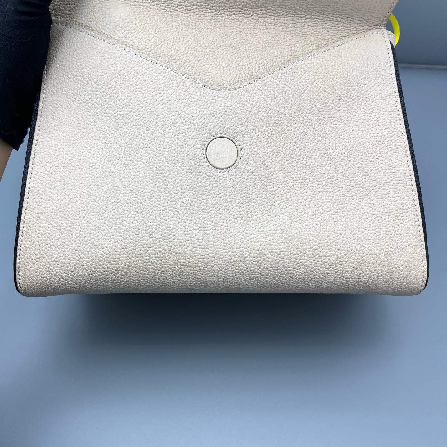 Louis Vuitton - Double V Handbag - Coated canvas and leather - Beige and Brown Monogram - (medium)