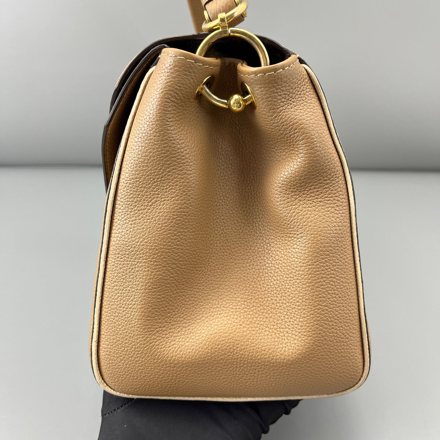 Louis Vuitton - Double V - Leather - Brown - (medium)