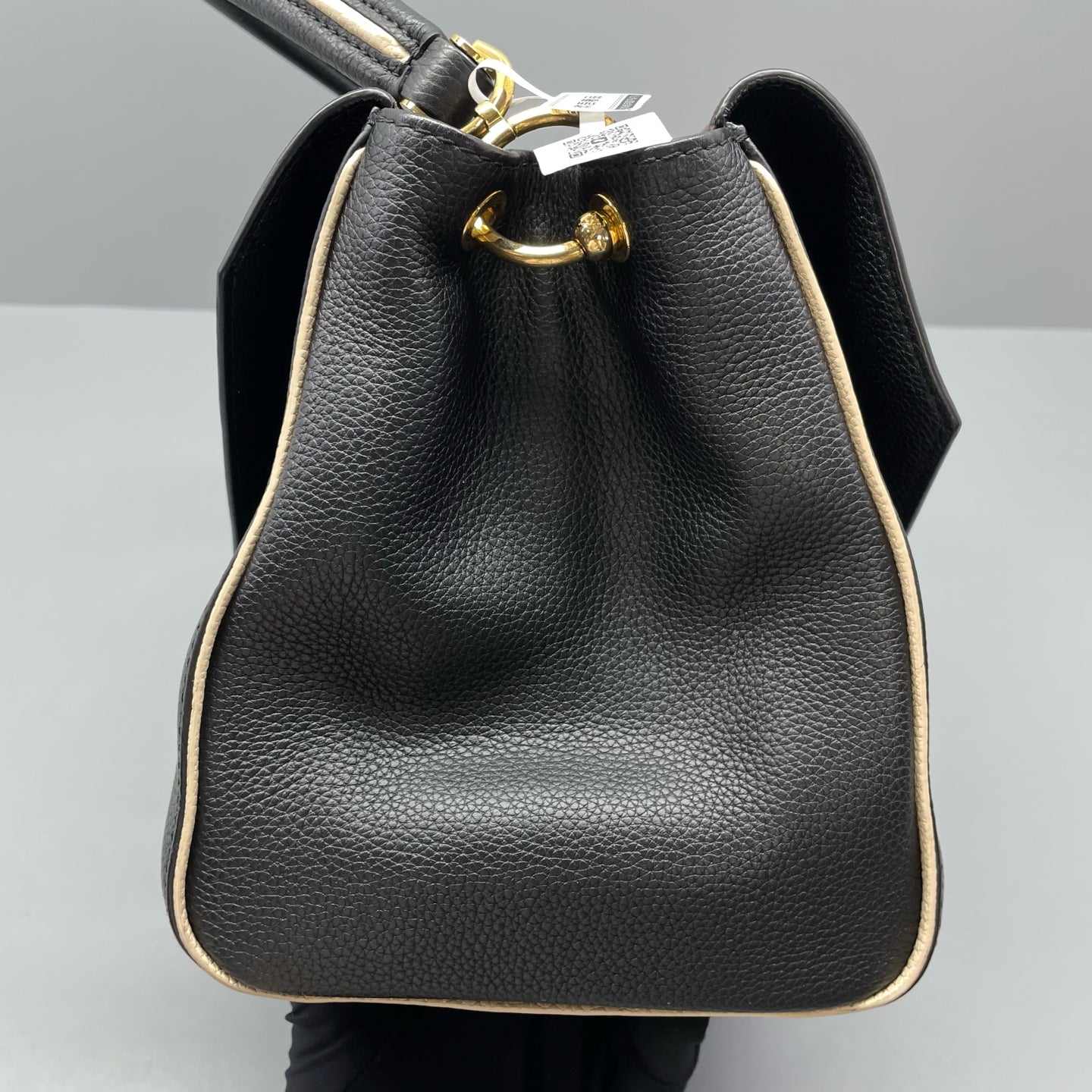 Louis Vuitton - Double V - Leather - Multicolour - (medium)