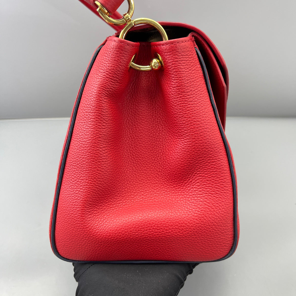 Louis Vuitton - Double V - Leather - Red - (medium)