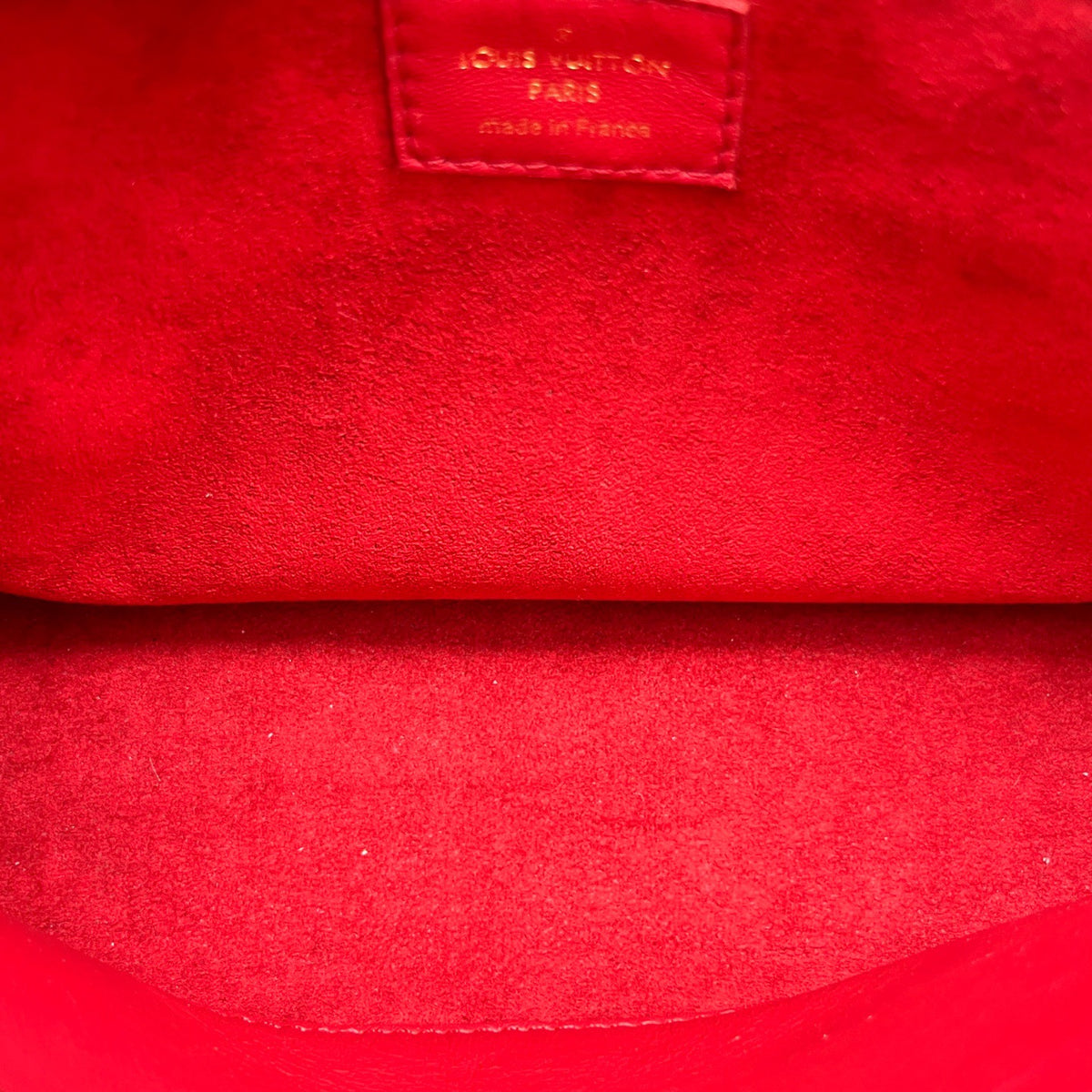 Louis Vuitton - Double V Messenger Bag - Leather - Red - (medium)