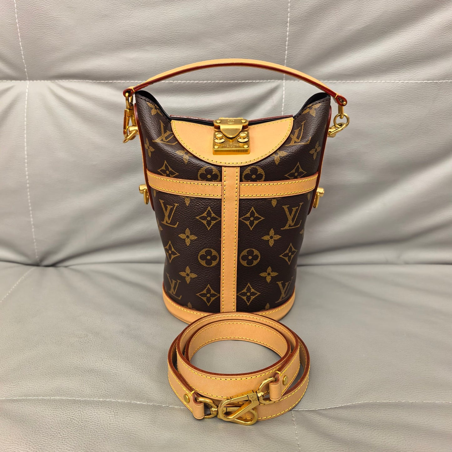 Louis Vuitton - Duffle - Leather - Brown - (small)