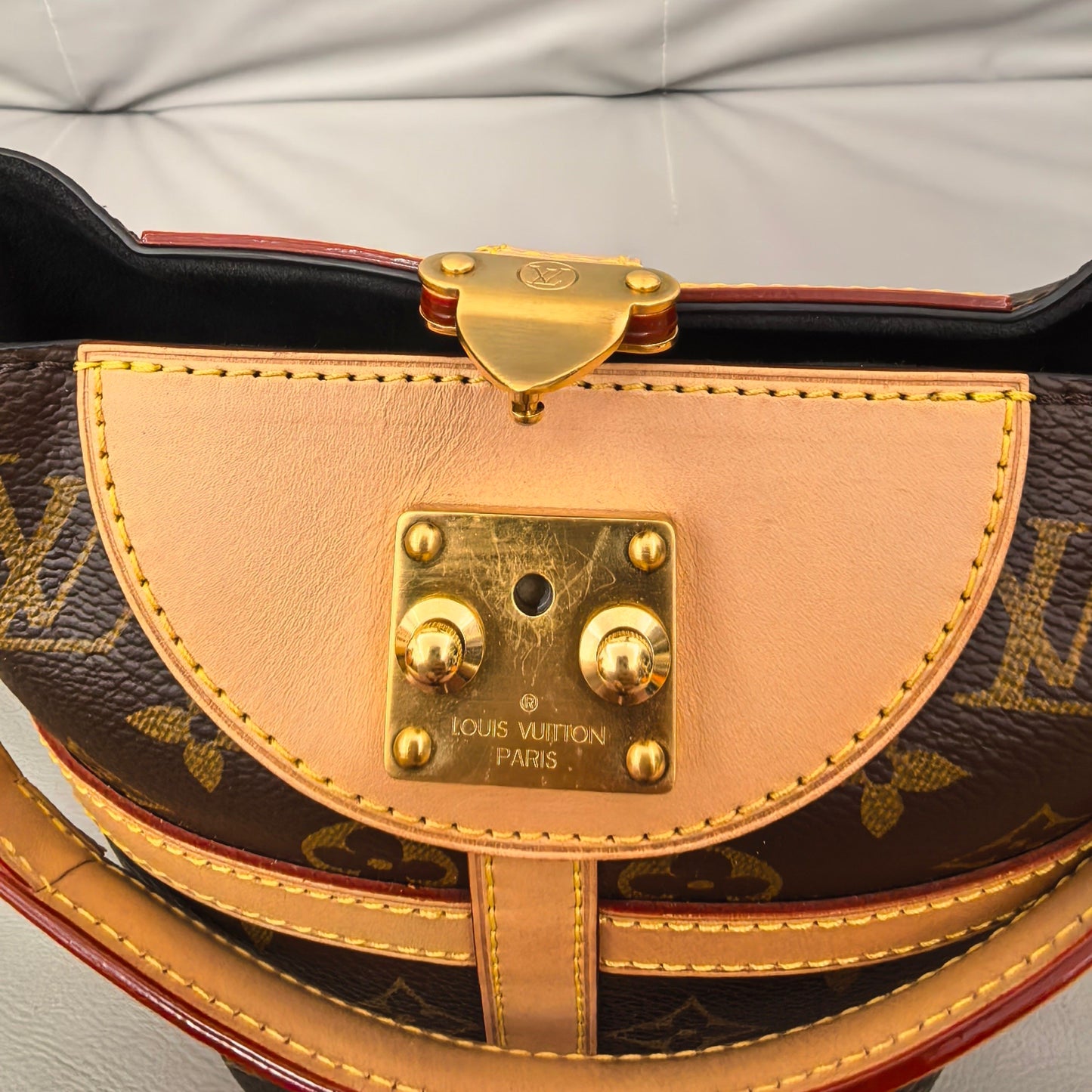Louis Vuitton - Duffle - Leather - Brown - (small)