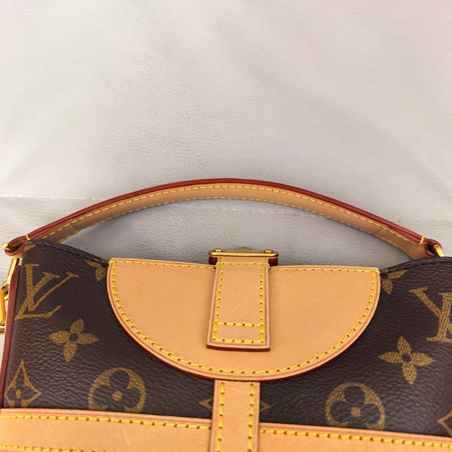 Louis Vuitton - Duffle - Leather - Brown - (small)