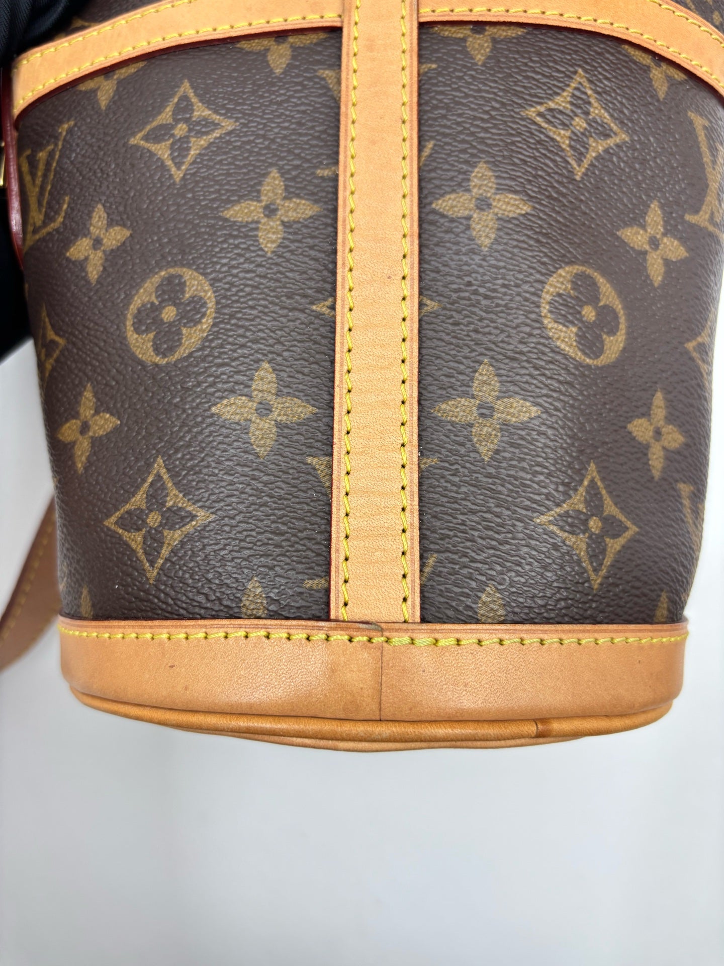 Louis Vuitton - Duffle - Leather - Brown - (small)