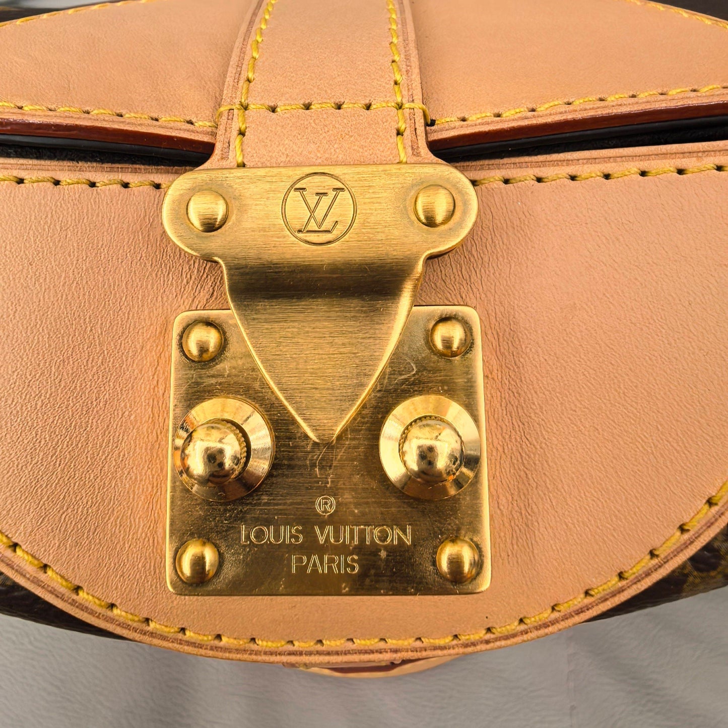 Louis Vuitton - Duffle - Leather - Brown - (small)