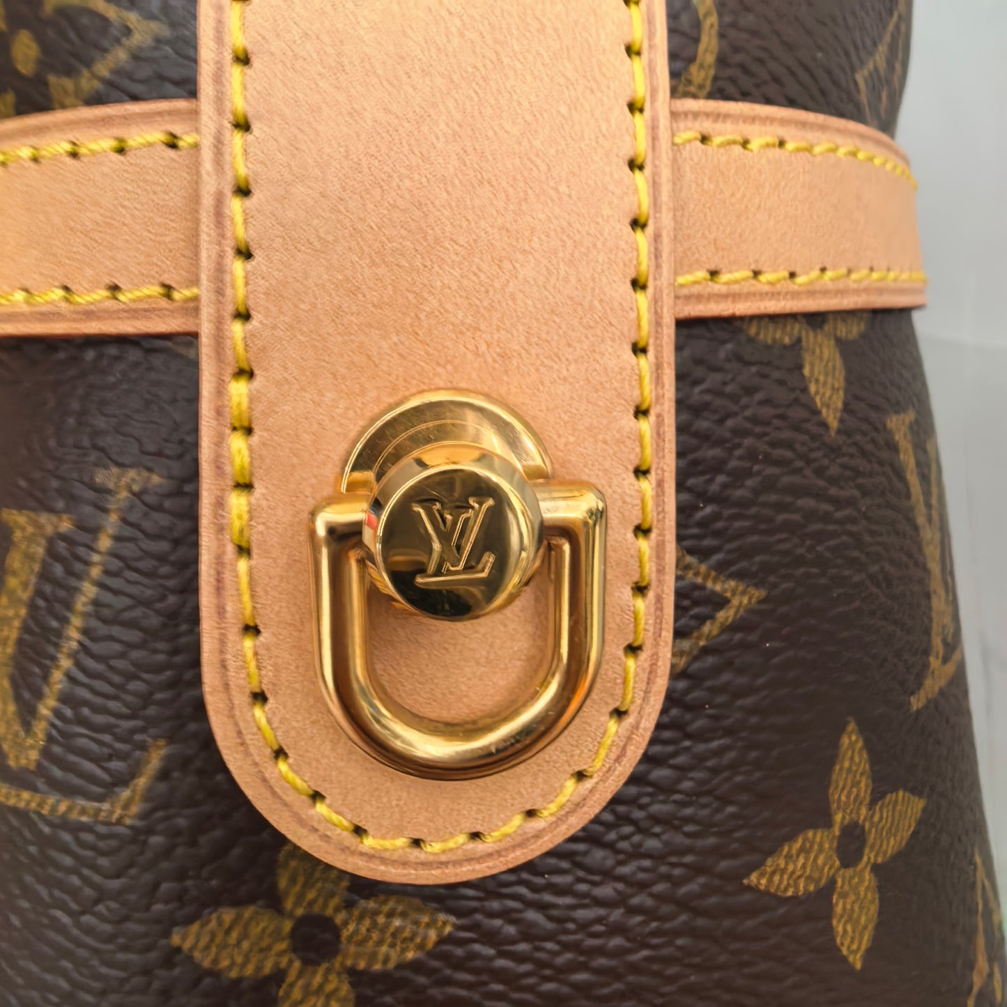 Louis Vuitton - Duffle - Leather - Brown - (small)