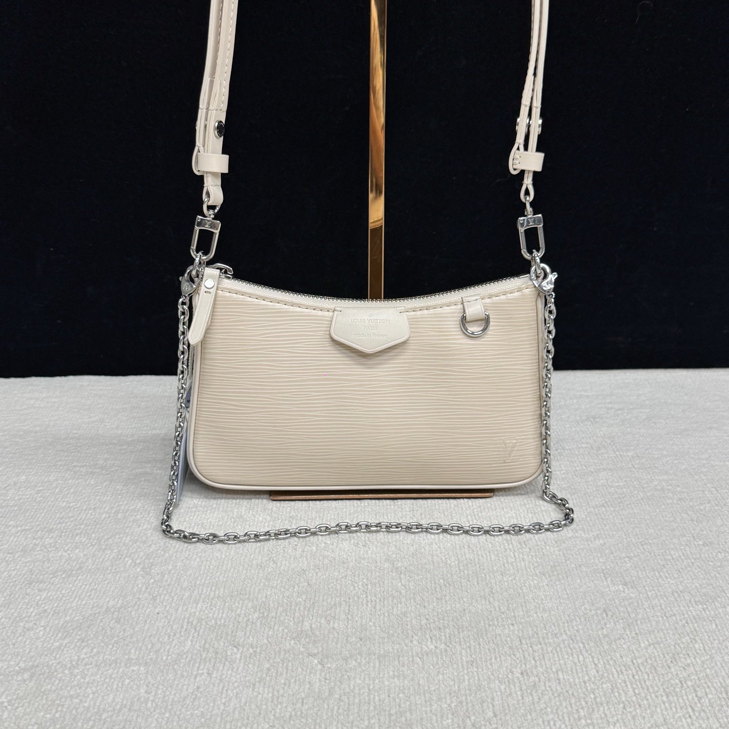 Louis Vuitton - Easy - Leather - Beige - (mini)