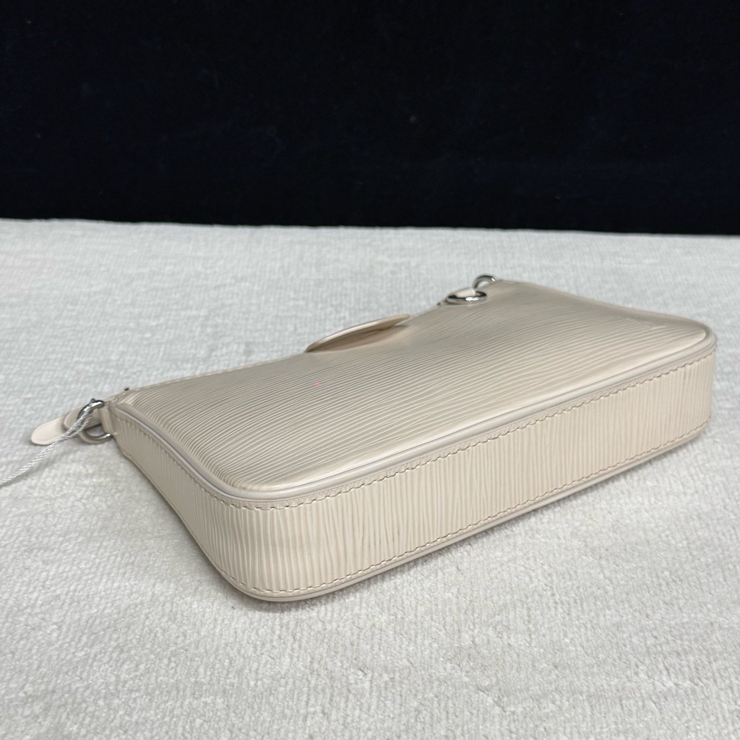 Louis Vuitton - Easy - Leather - Beige - (mini)