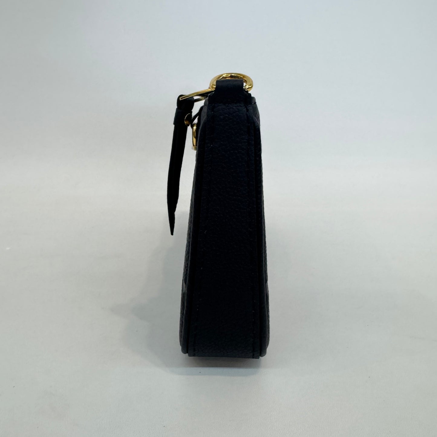 Louis Vuitton - Easy Pouch on Strap - Leather - Black - (mini)