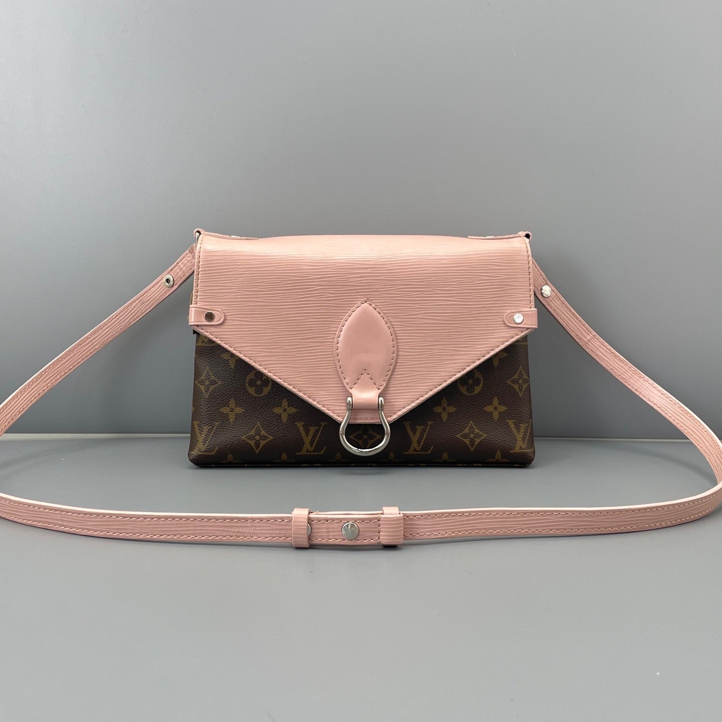 Louis Vuitton - Envelope Bag with Ring Detail - Monogram canvas and Epi leather - Brown and Pink - (Medium)