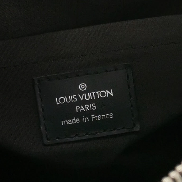 Louis Vuitton - Epi Leather Shoulder Bag - Epi leather - Black - (medium)
