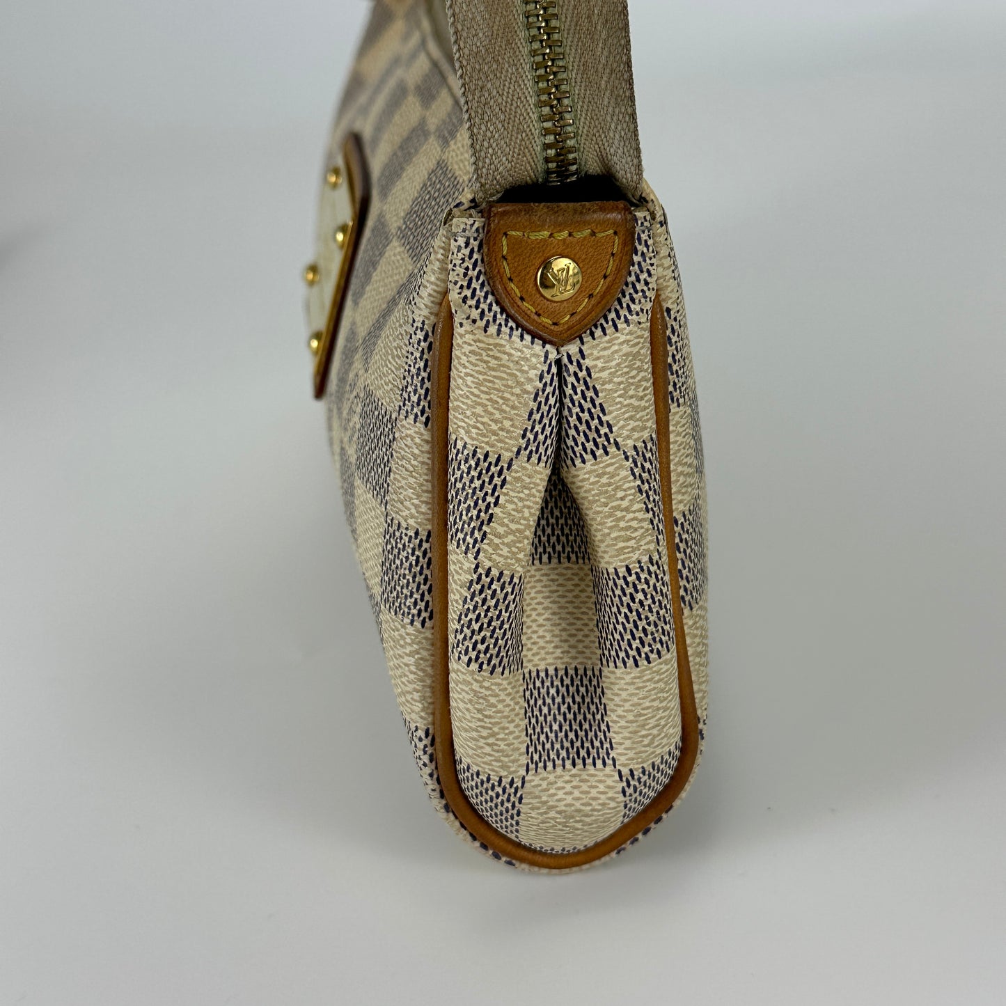 Louis Vuitton - Eva Pouch - Damier Azur coated canvas with natural cowhide leather trim - White - (mini)