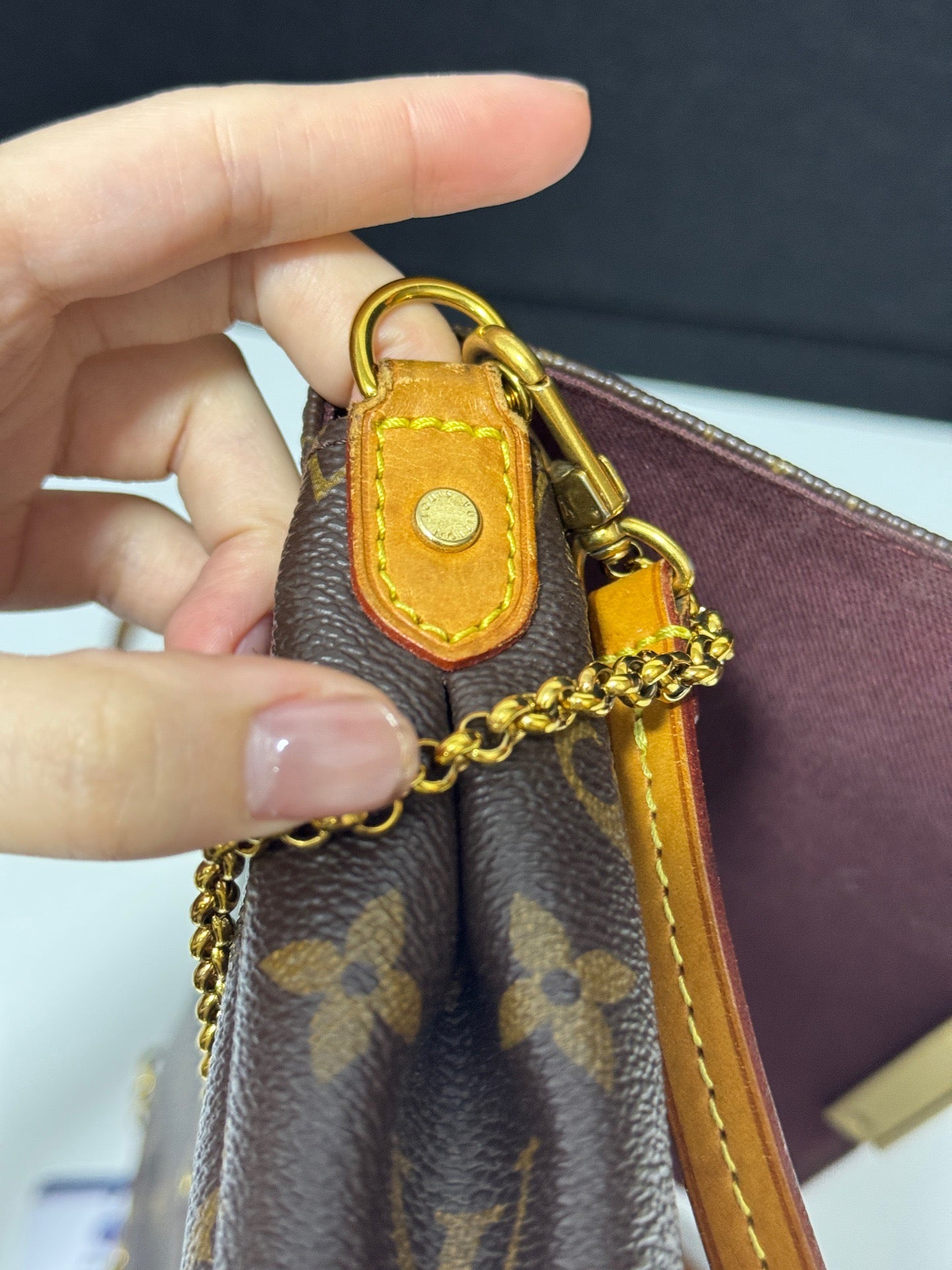 Louis Vuitton - Favorite - Cloth - Brown - (small)
