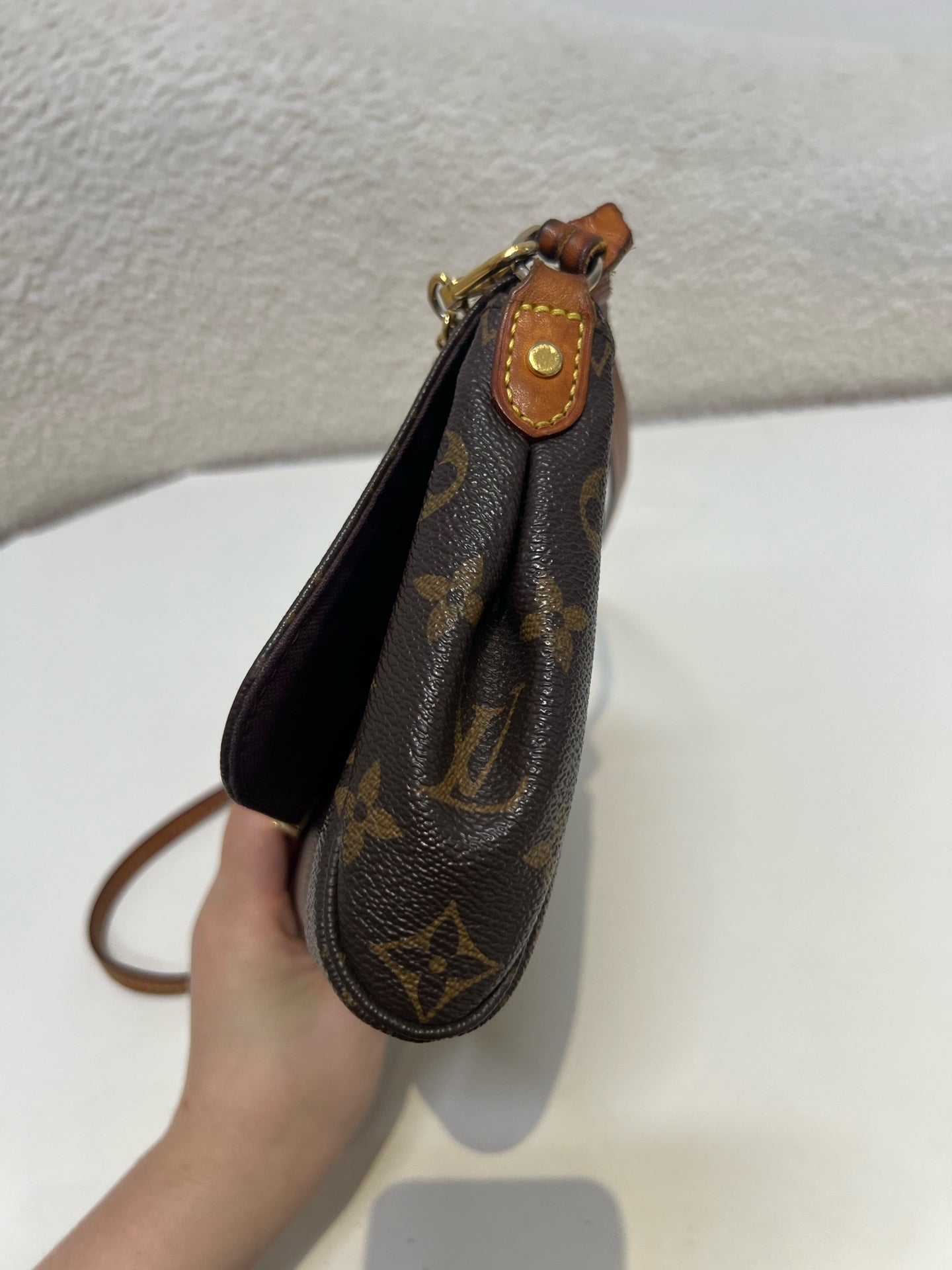 Louis Vuitton - Favorite MM - Cloth - Brown - (medium)