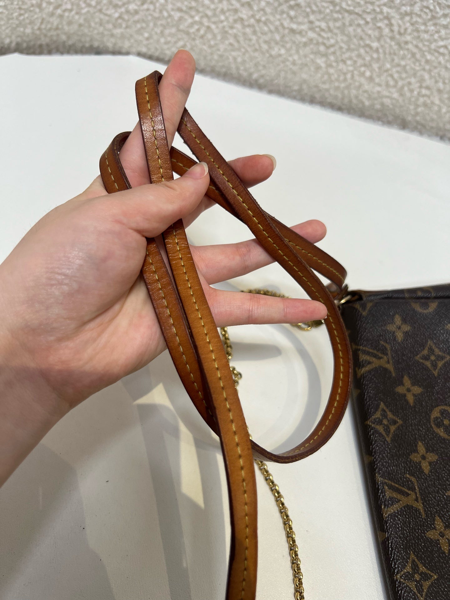 Louis Vuitton - Favorite MM - Cloth - Brown - (medium)