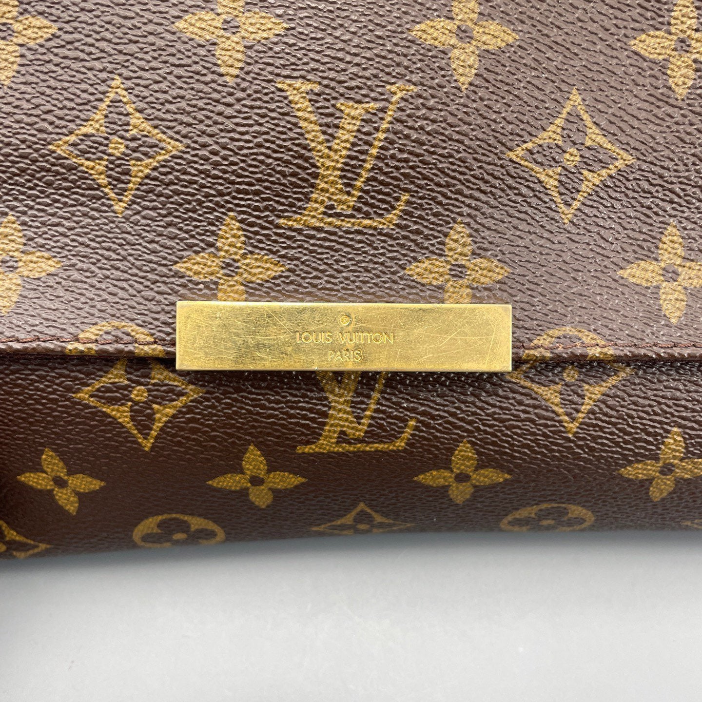 Louis Vuitton - Favorite MM - Monogram coated canvas with Vachetta leather trim - Brown - (Medium)