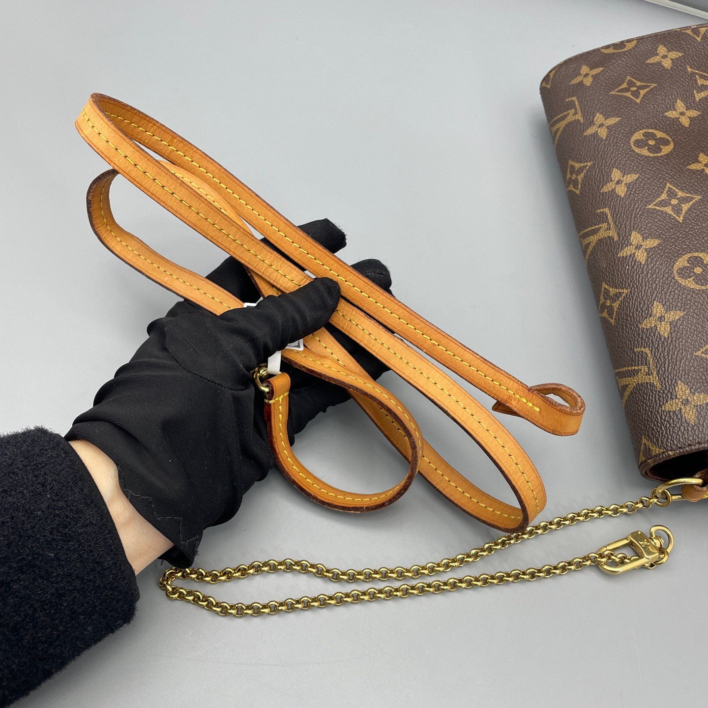 Louis Vuitton - Favorite MM - Monogram coated canvas with Vachetta leather trim - Brown - (Medium)